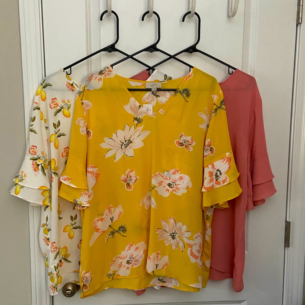 Women’s Anne Taylor YELLOW FLORAL top
